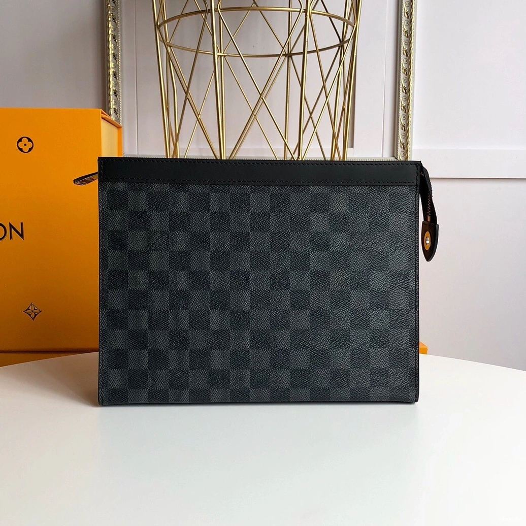 CHANELutch Louis Vuitton M41696 0331